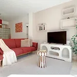 Bonaire By Hello Homes Apartment *
